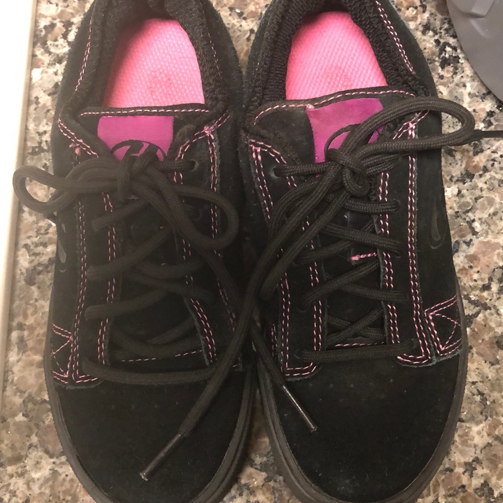 Girls Heelys